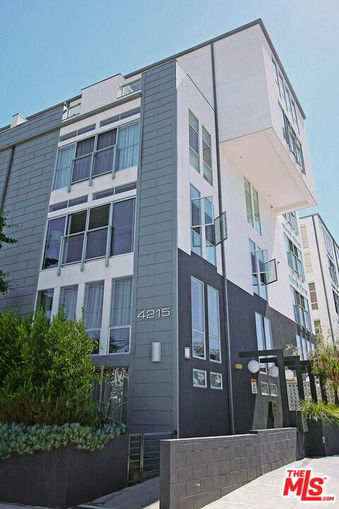 4215 Glencoe Ave Unit: 317