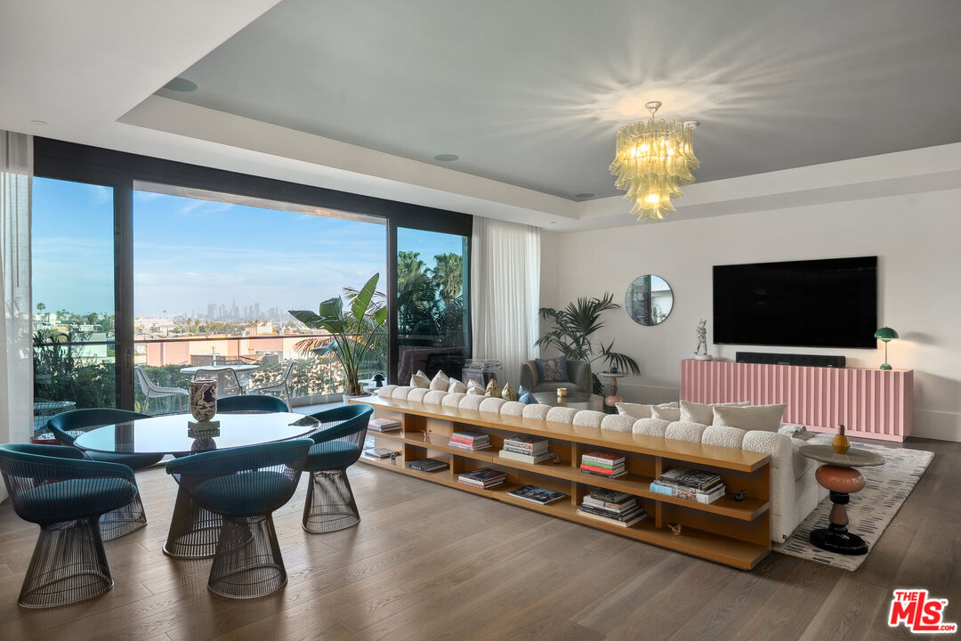 8420 W Sunset Blvd Unit: 504