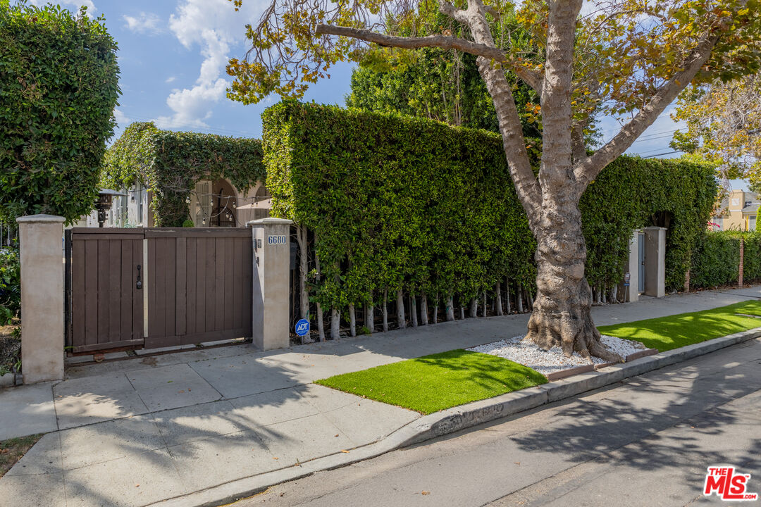 6680 Drexel Ave