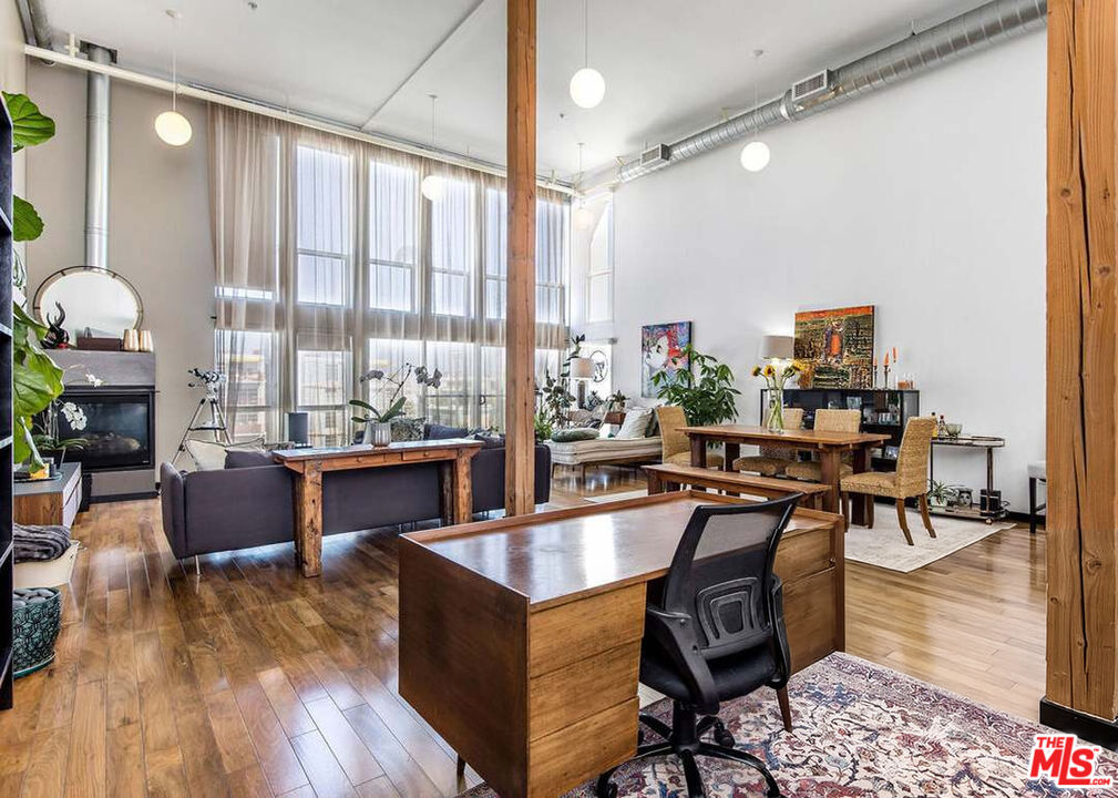 4215 Glencoe Ave Unit: 428