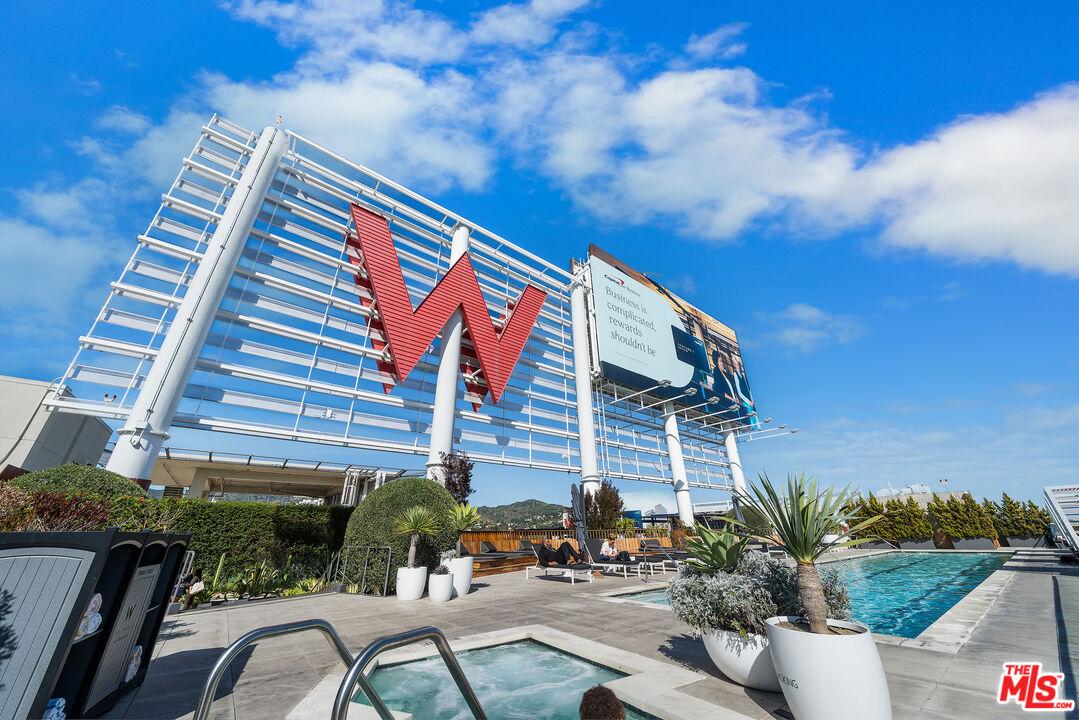 6250 Hollywood Blvd Unit: 12F
