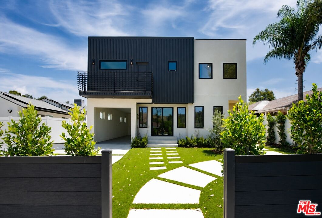 4942 Topanga Canyon Blvd