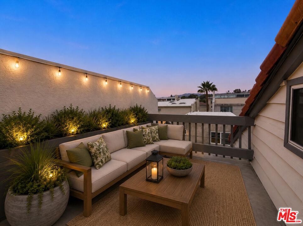 1171 Stanford St Unit: 3