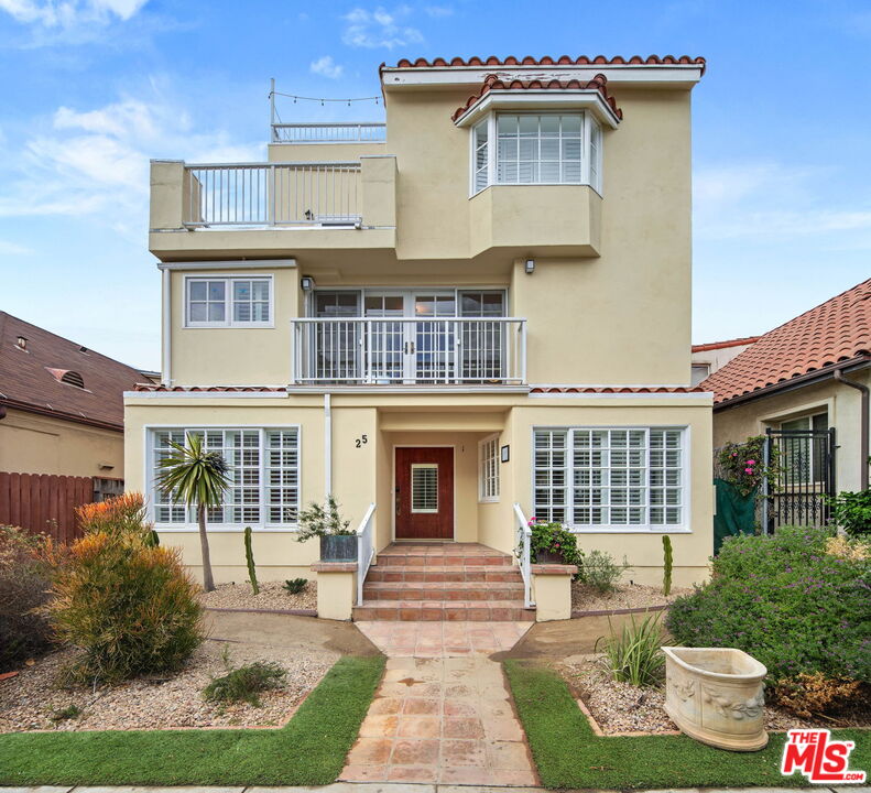 25 Arcadia Ter Unit: PH