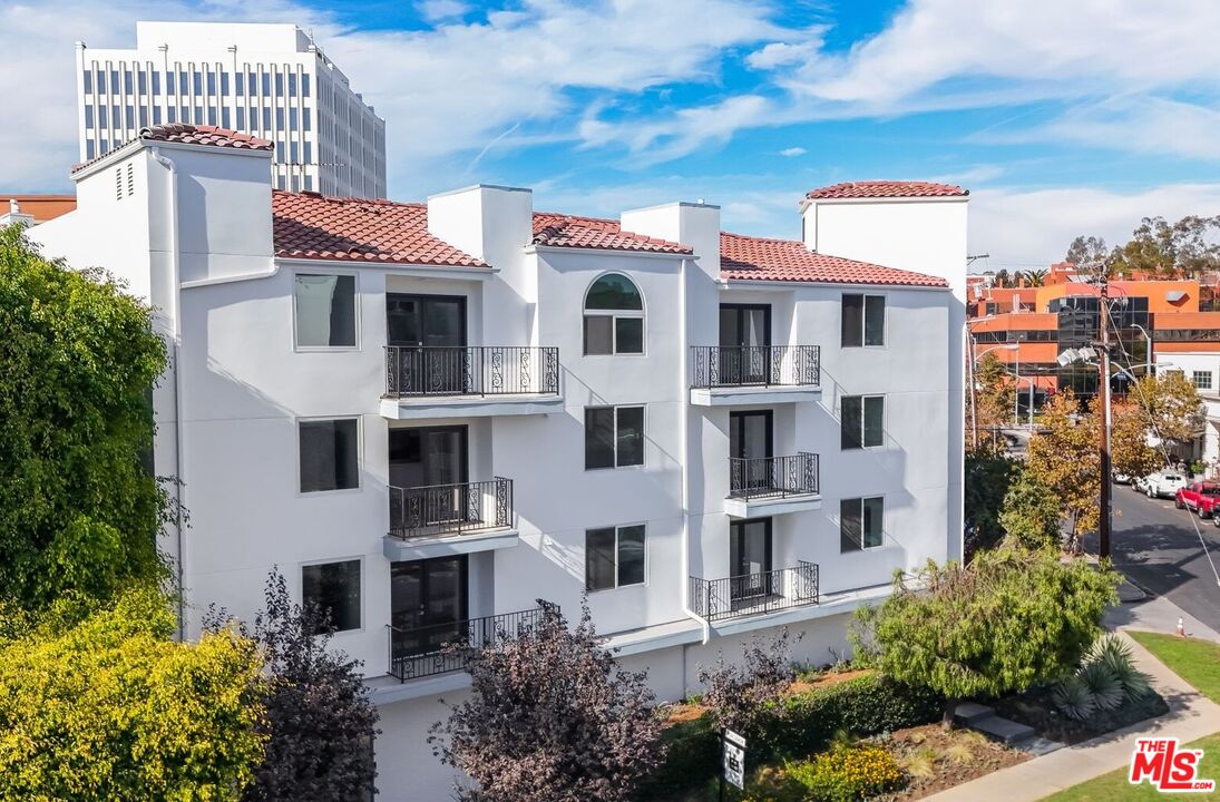 11675 Darlington Ave Unit: 103