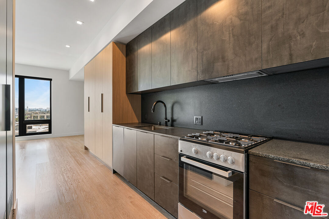 10700 Tabor St Unit: 404
