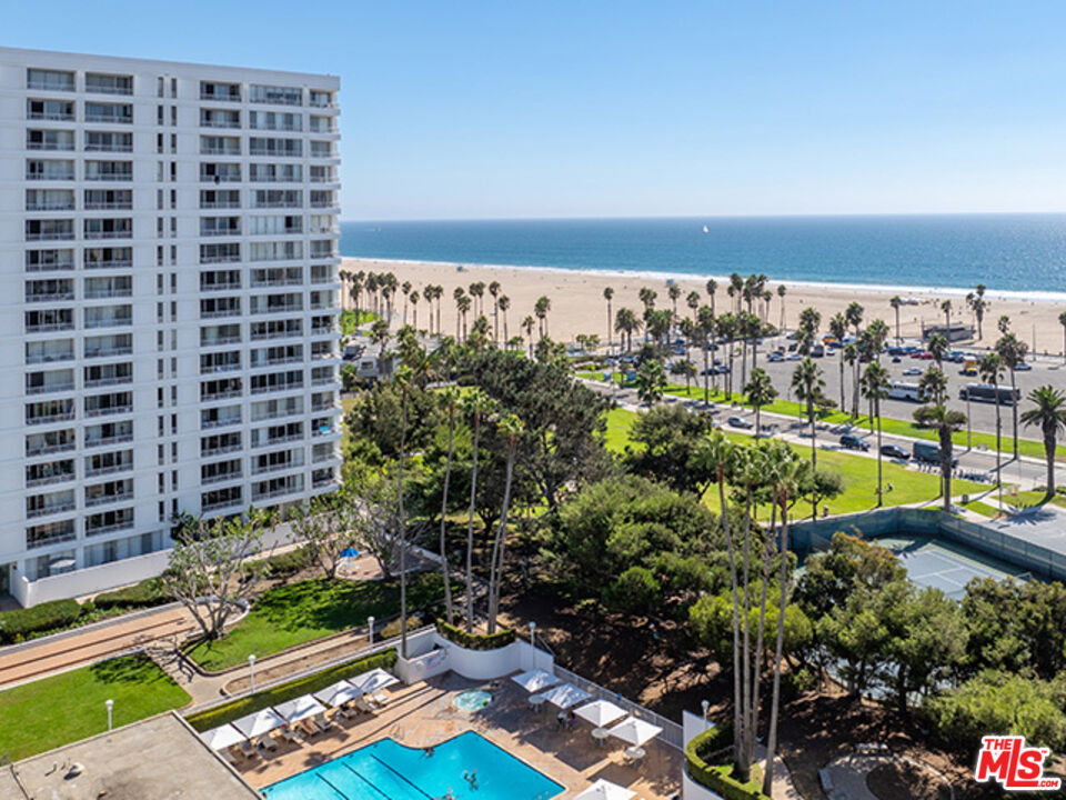 2700 Neilson Way Unit: 528