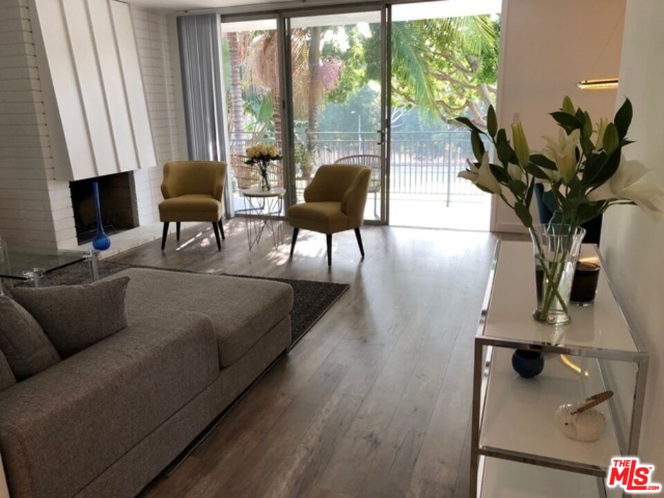 9297 BURTON WAY Unit: C