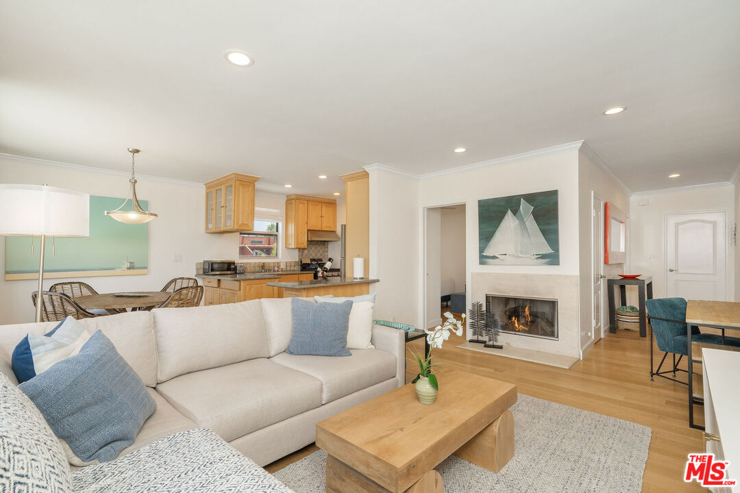 2101 Ocean AVE Unit: 17