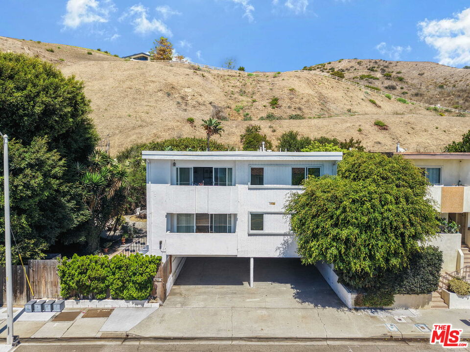 22357 Pacific Coast Hwy