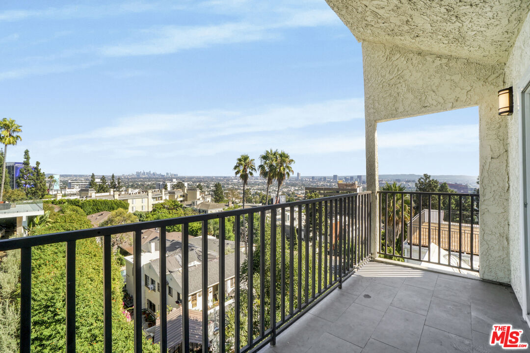 1230 Horn Ave Unit: 605