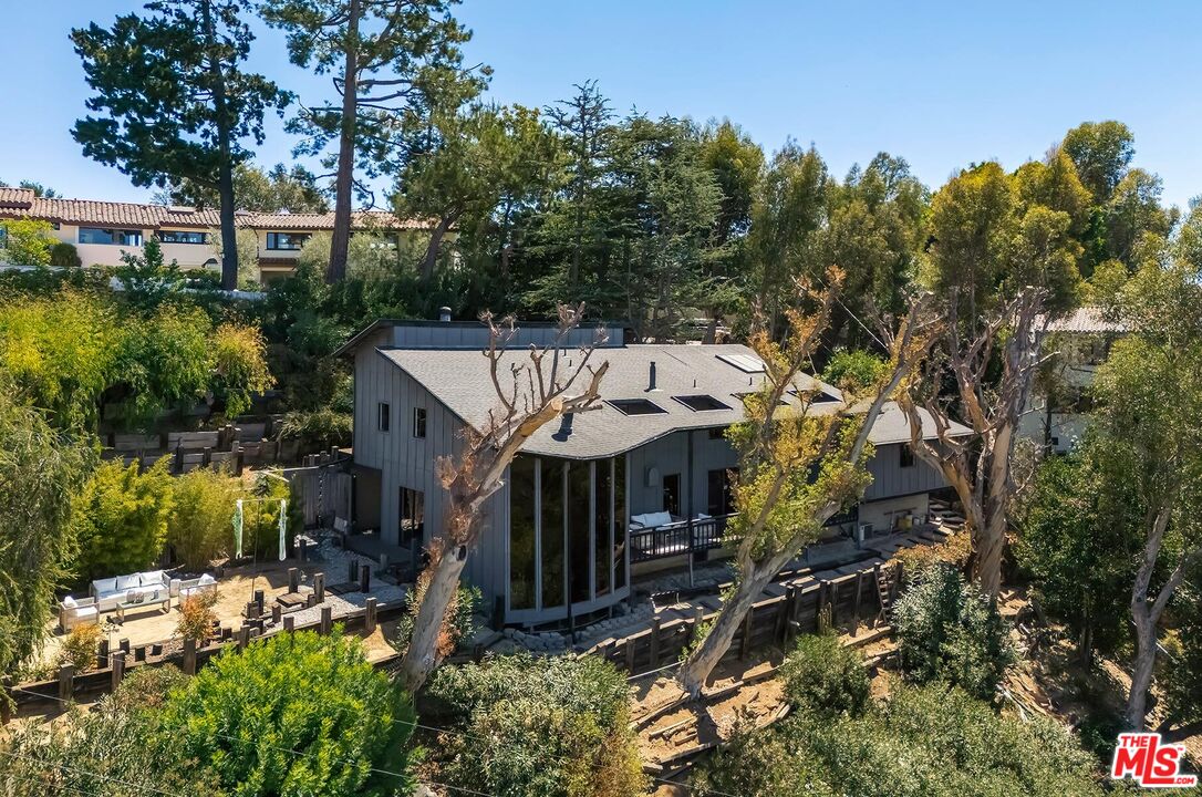 3583 Wonder View Dr