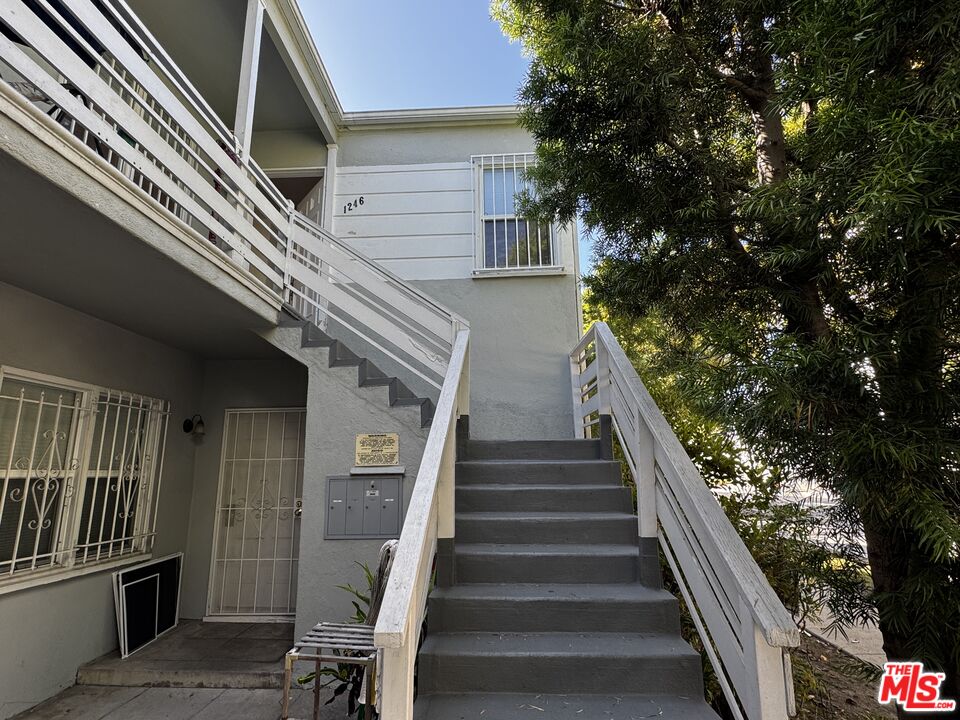 1246 Edris Dr