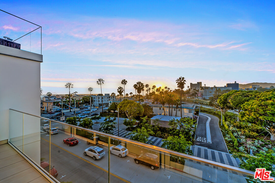 1705 Ocean AVE Unit: 405