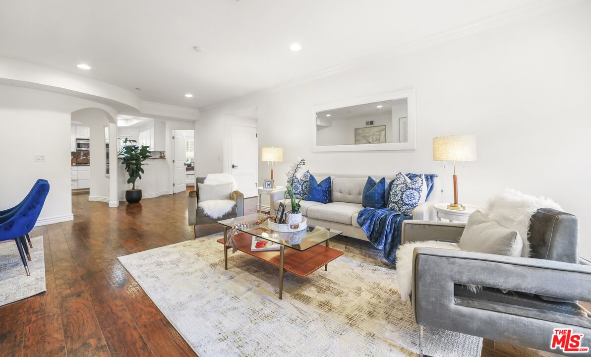 1135 Rexford Dr Unit: 302