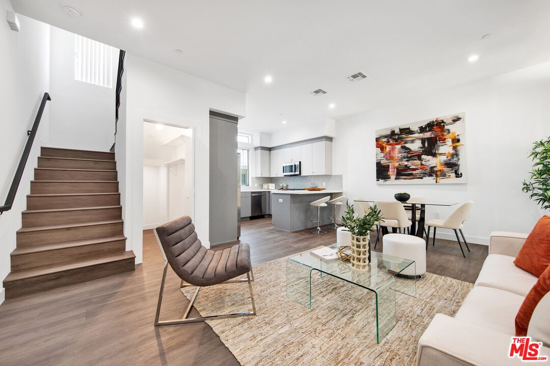 1458 Butler Ave