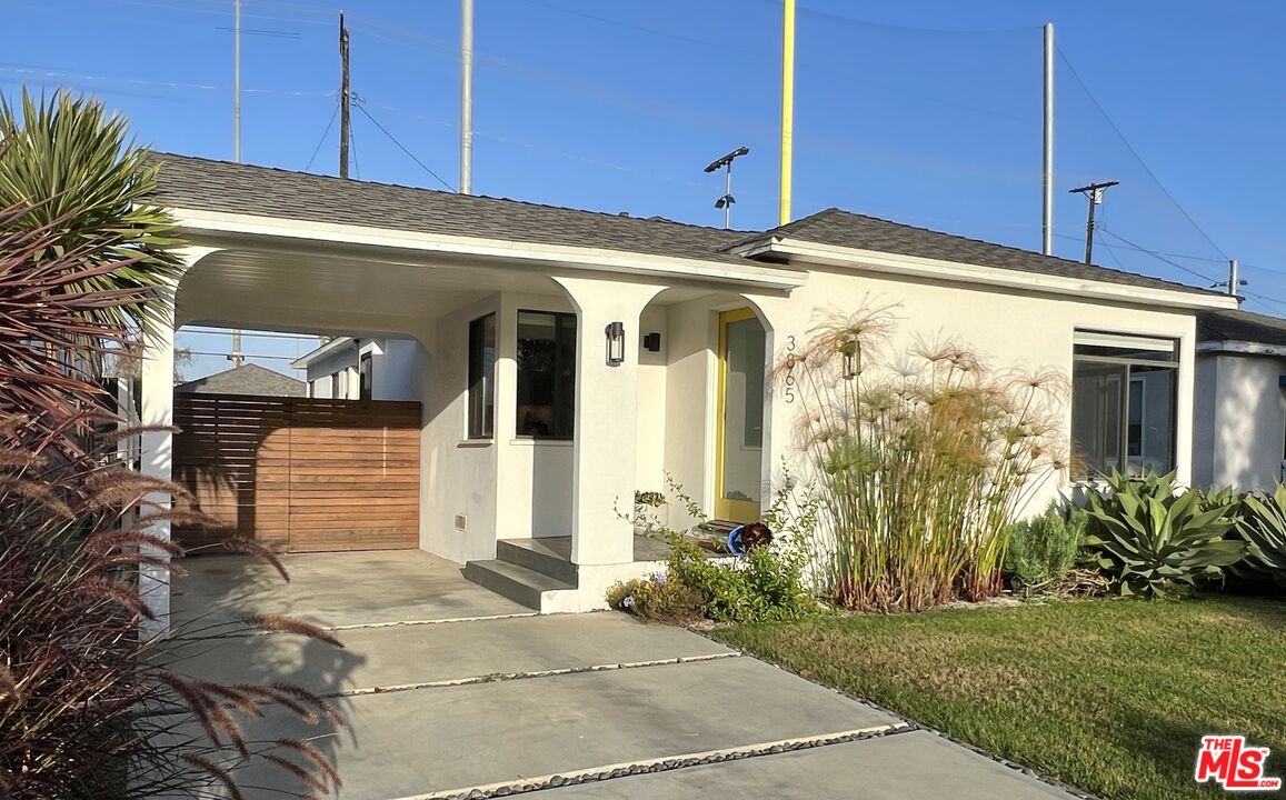 3865 Lyceum Ave