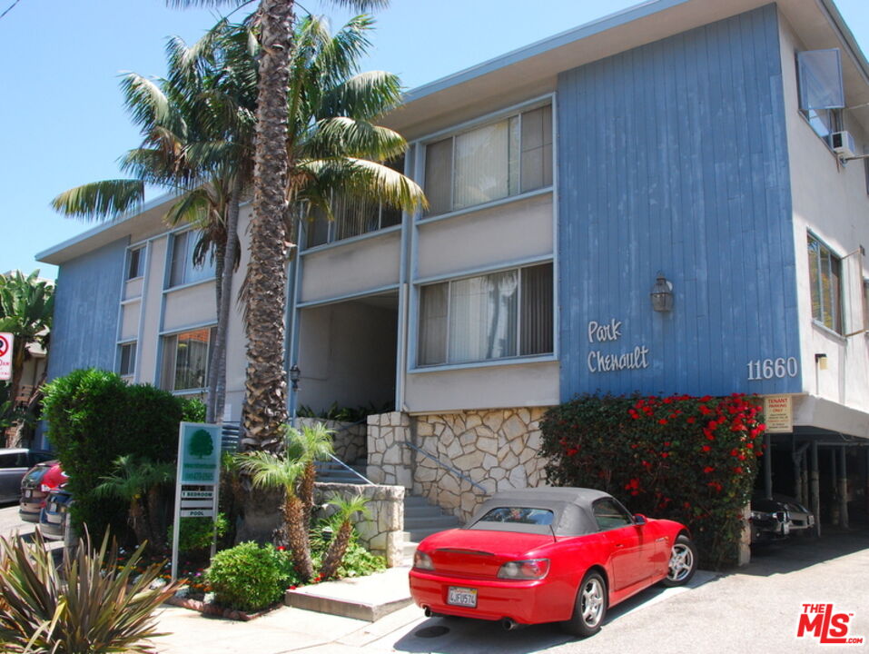 11660 Chenault St Unit: 123