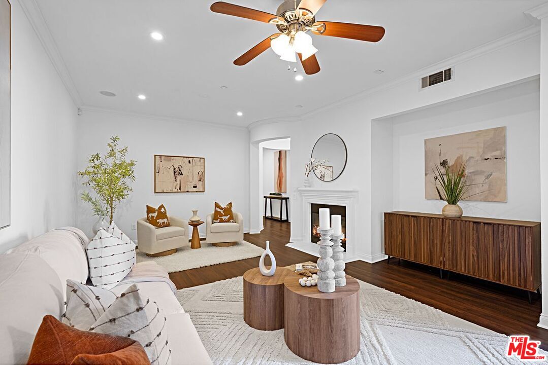 5625 Crescent Park Unit: 108