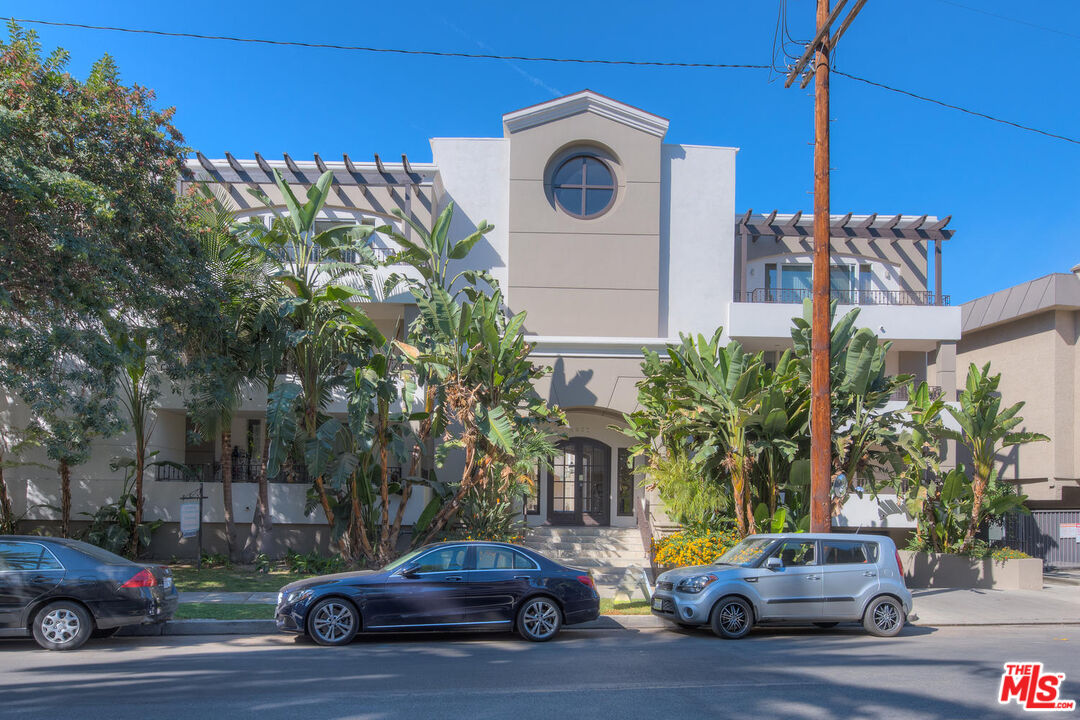 4637 Willis Ave Unit: 108