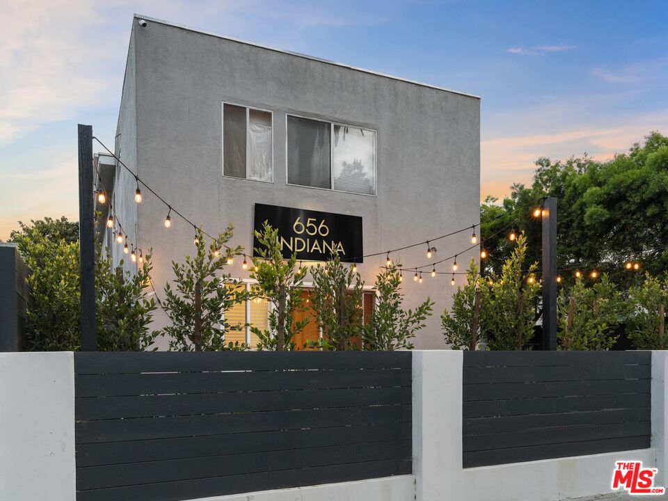 656 Indiana Ave Unit: 3
