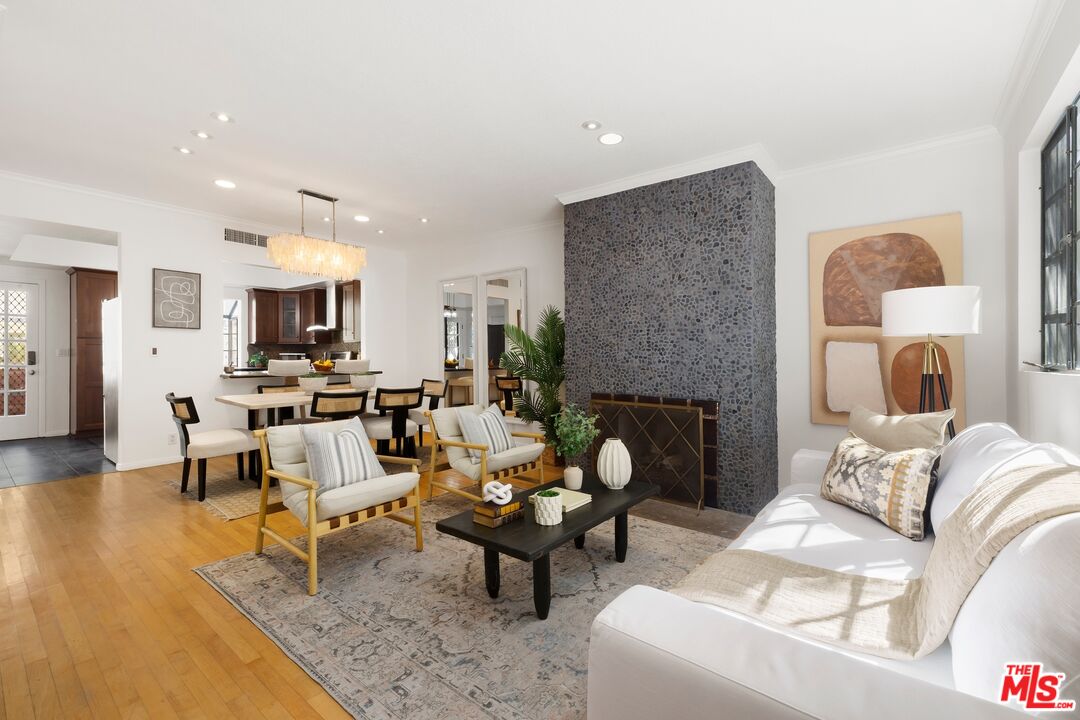 202 San Vicente Blvd Unit: 12