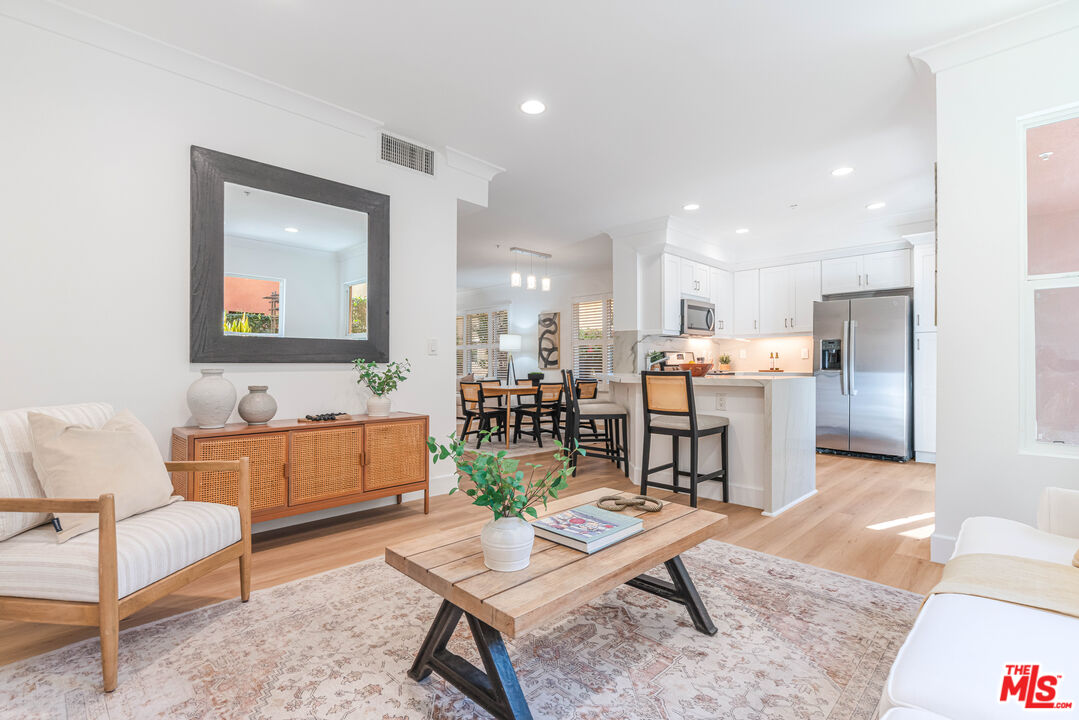 6020 Seabluff Dr Unit: 114