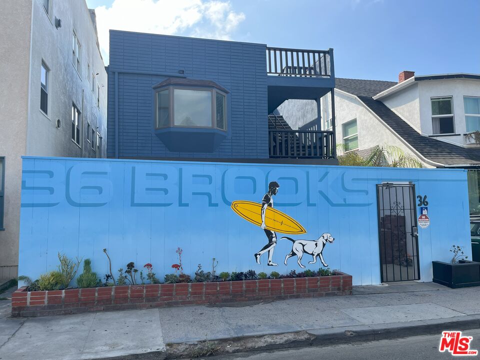 36 Brooks Ave Unit: D