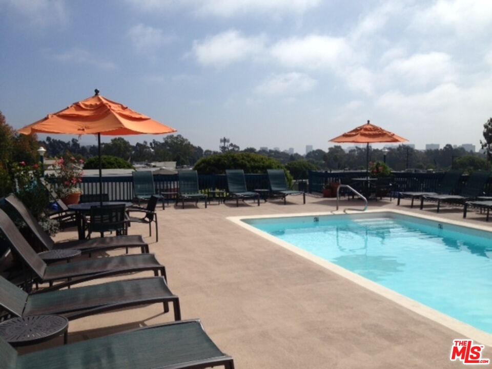11730 W Sunset Blvd