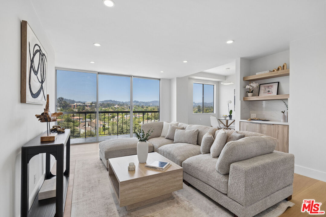 10747 Wilshire Blvd Unit: 1107