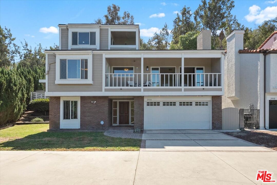 2916 Briarwood Dr
