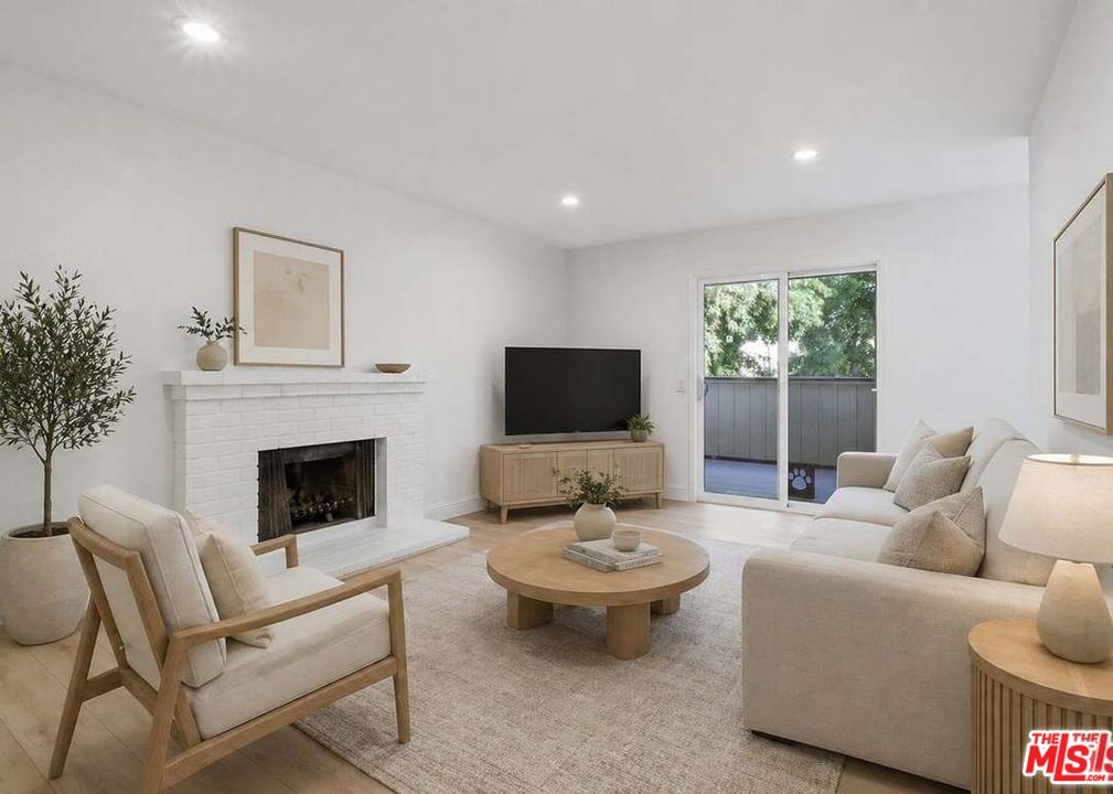 2511 Easton Pl Unit: 48