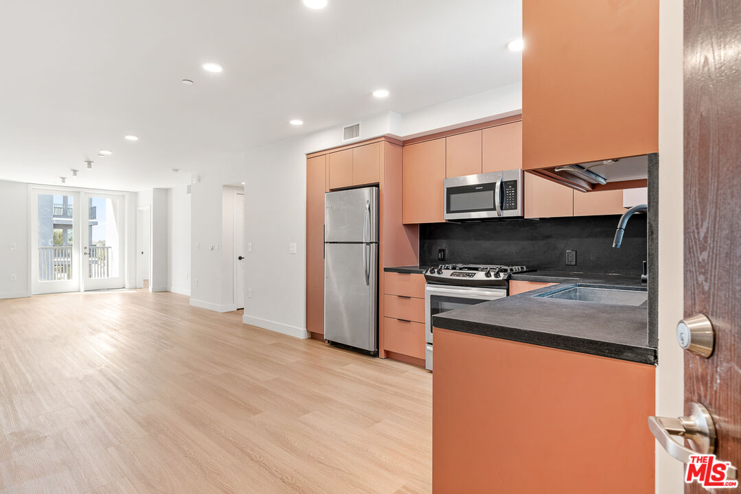 10601 Washington Blvd Unit: 514