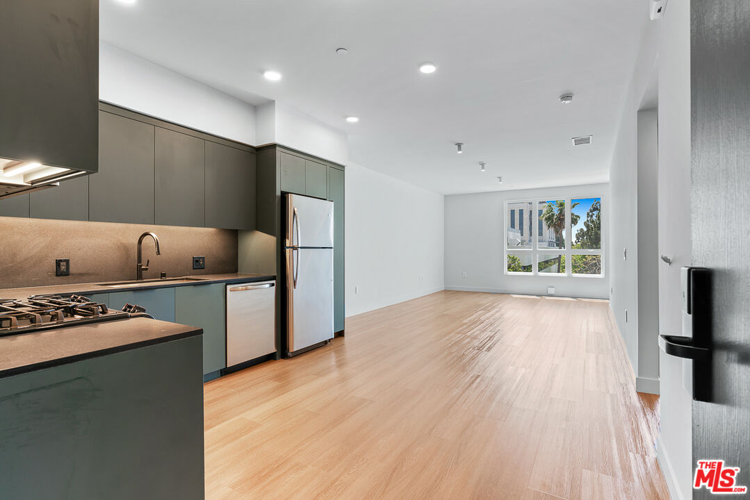 10601 Washington Blvd Unit: 430