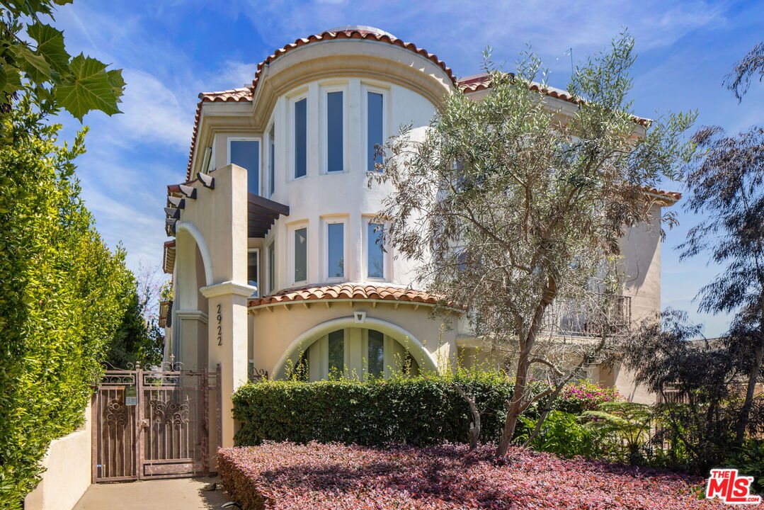 2922 Montana Ave Unit: B