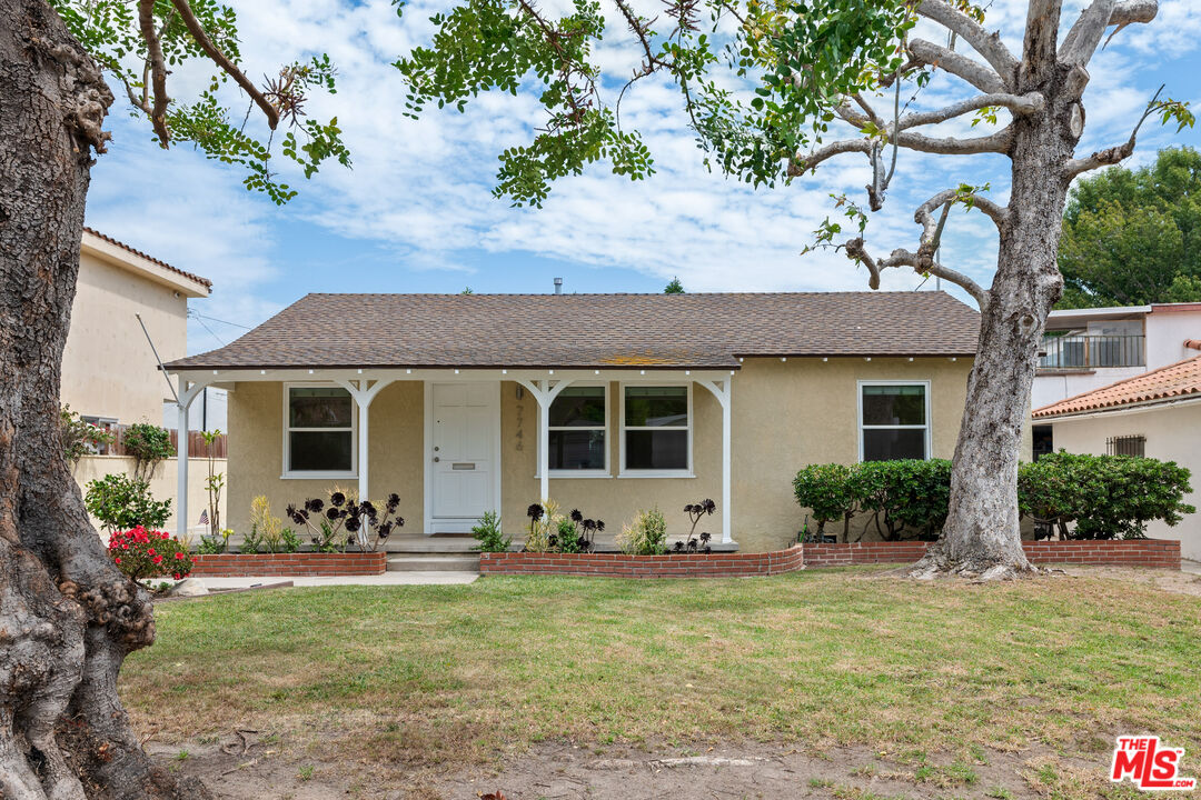 7746 Boeing Ave
