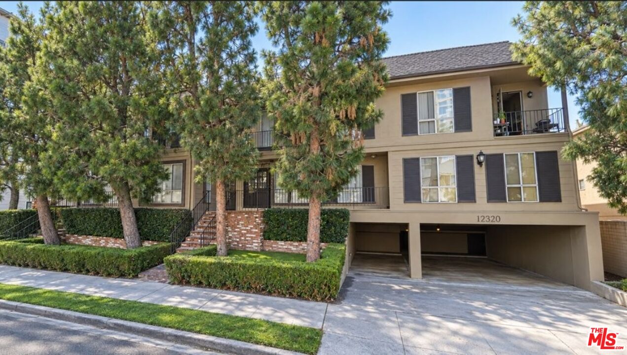 12320 Texas Ave
