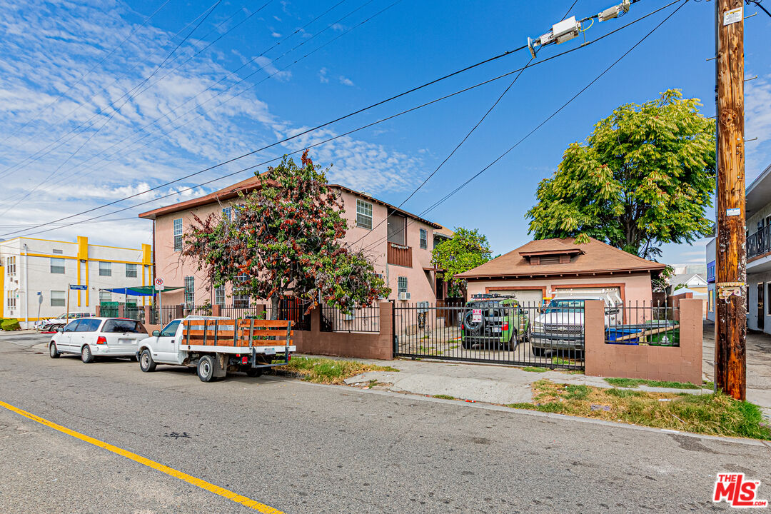 Property photo 3