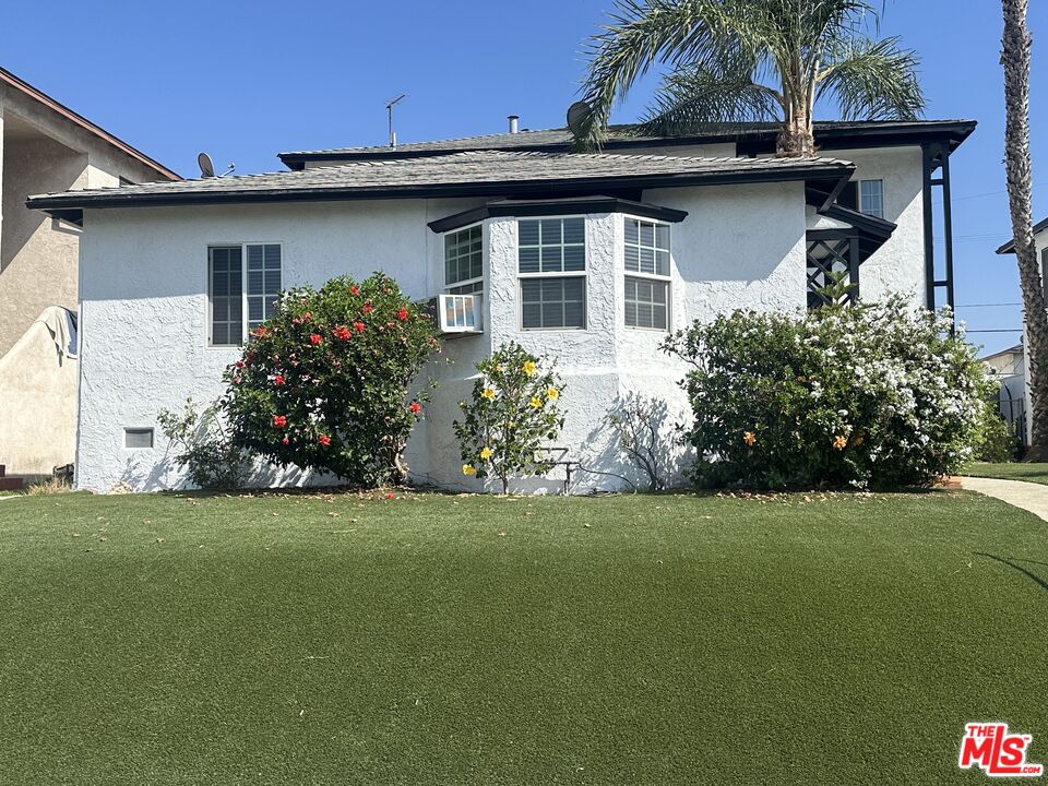 1706 S Crescent Heights Blvd