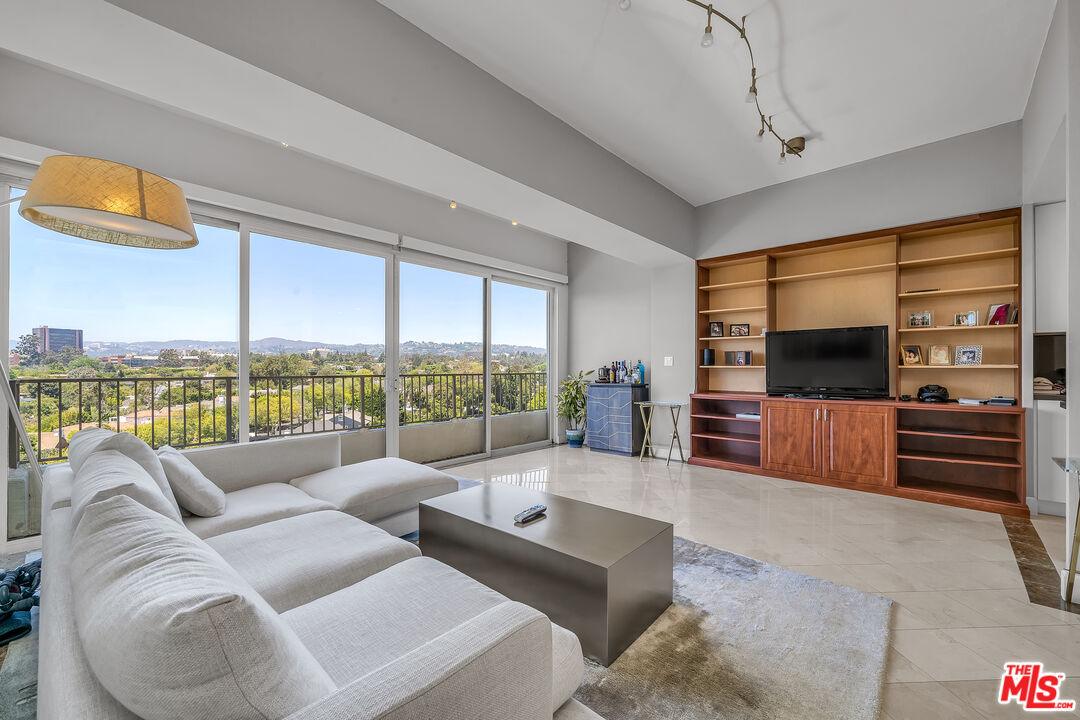 10501 WILSHIRE Unit: 1202
