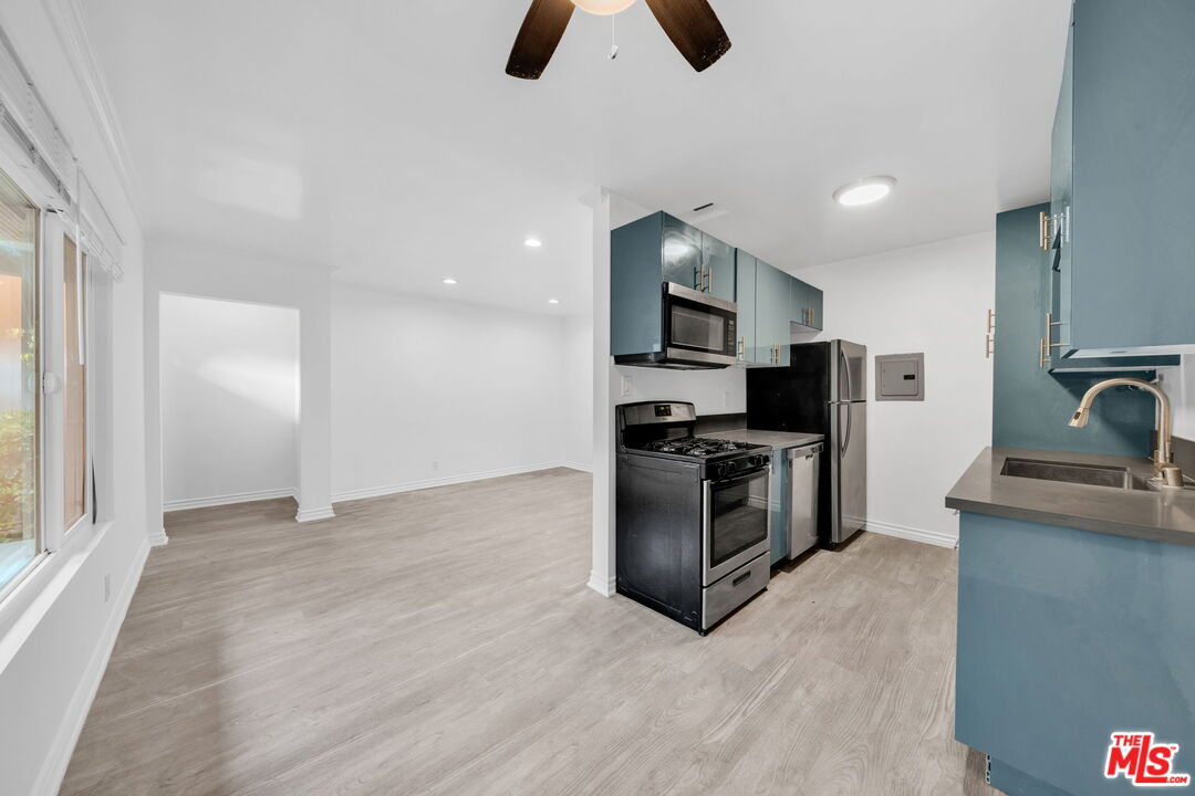 2636 Kansas Ave Unit: 2