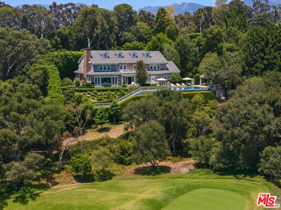 770 Napoli Dr