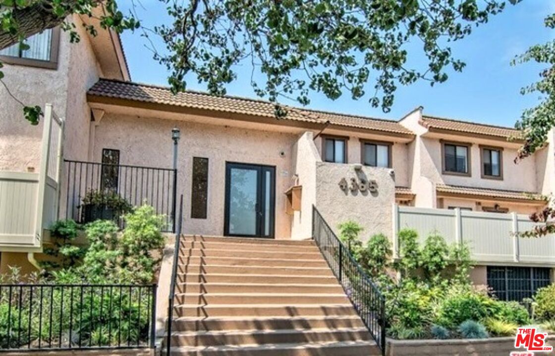 4365 Mclaughlin Ave Unit: 18