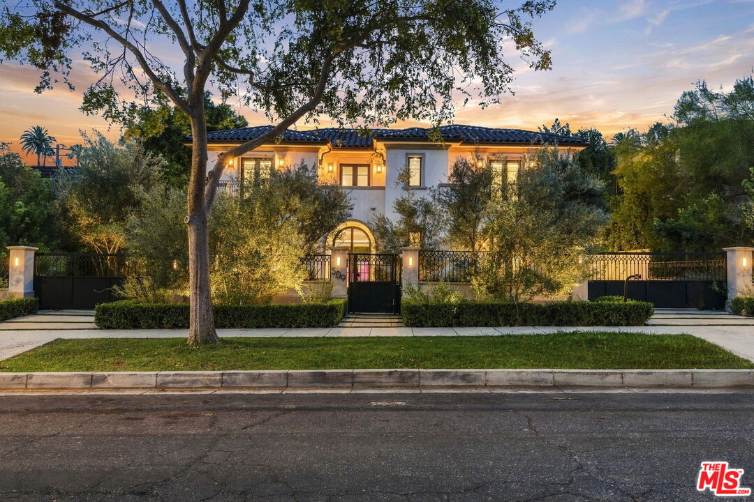 509 N Elm Dr